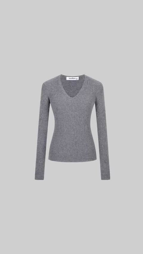 Ribbed V-Neck Slim Fit Knit Top